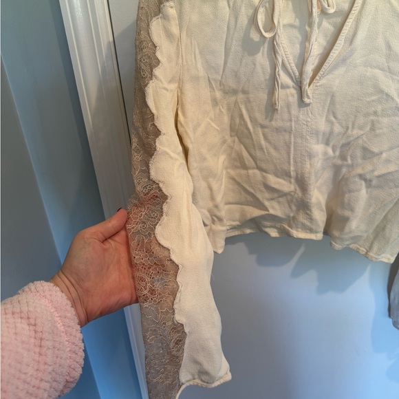 Free People Cream Blouse with Lace Sleeves - Picture 4 of 6